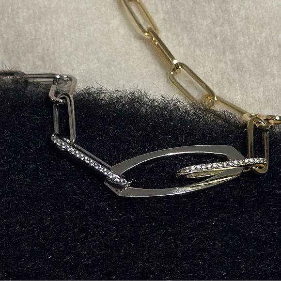 Necklace - Picture 5 of 7